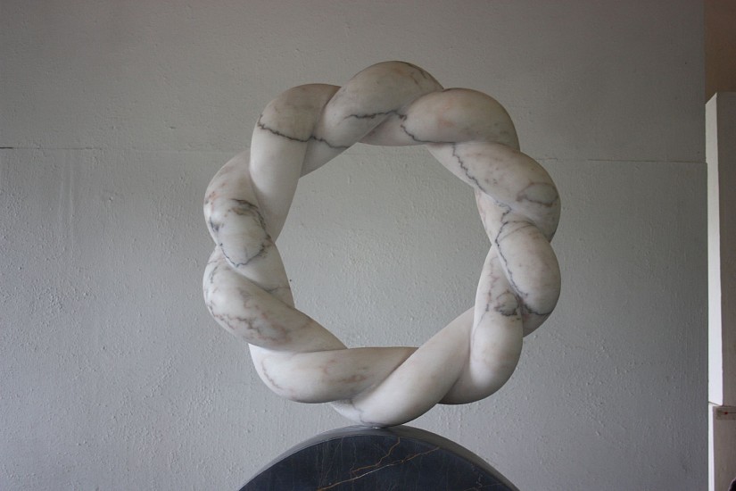 WILLIAM PEERS, Mila
Portuguese Marble