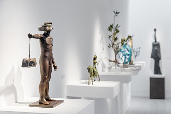 Everard Read Bronze Steel and Bone Dan Weill Phototgraphy desat