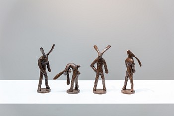 the 4 Traveller Hares together