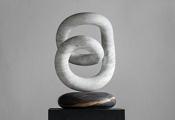 William Peers, Faro, Italian marble and Tunisian black marble, 66 x 43 x 30 cm (1)
