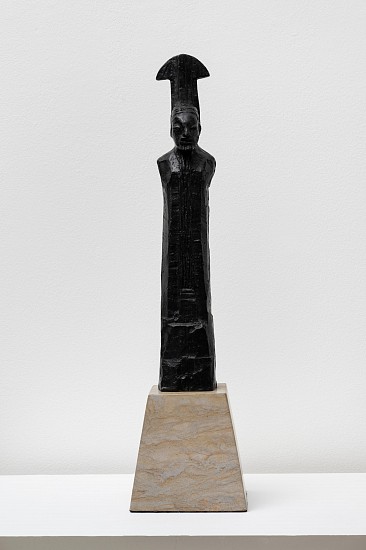DEBORAH BELL, Four pillars standing West
Bronze