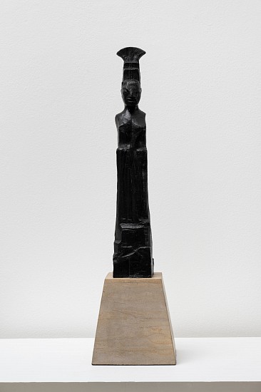 DEBORAH BELL, Four pillars standing East
Bronze
